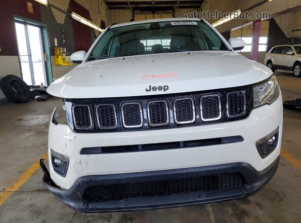3C4NJDBB2JT349822 2018 JEEP COMPASS Белый Вид спереди