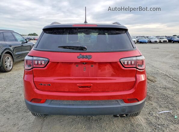 3C4NJDBB2KT696312 2019 JEEP COMPASS Red Հետևի տեսք