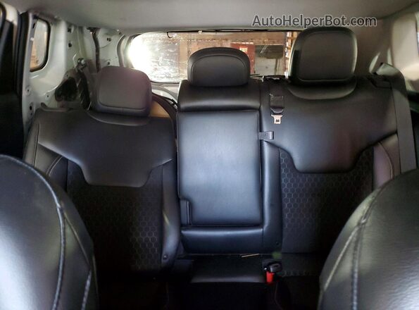 3C4NJDBB2LT239727 2020 JEEP COMPASS Белый Вид задних сидений