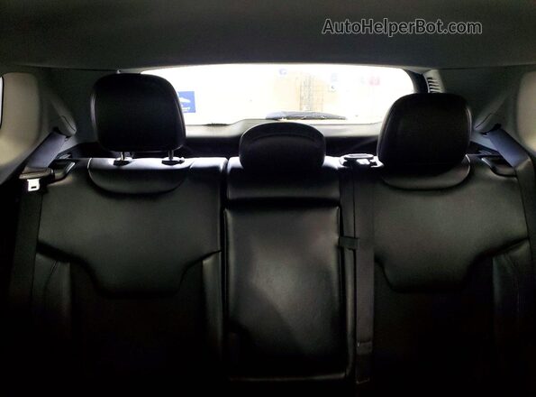 3C4NJDBB2NT112415 2022 JEEP COMPASS Gray Widok tylnych siedzeń