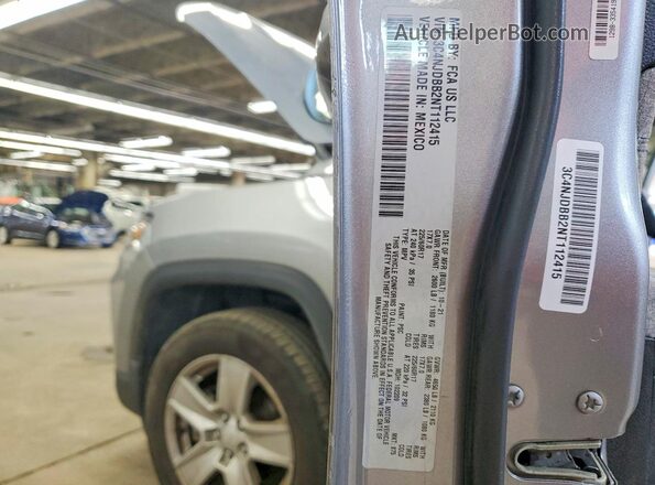 3C4NJDBB2NT112415 2022 JEEP COMPASS Gray Widok naklejki z numerem VIN
