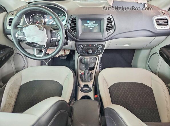 3C4NJDBB3JT112613 2018 JEEP COMPASS White Widok deski rozdzielczej
