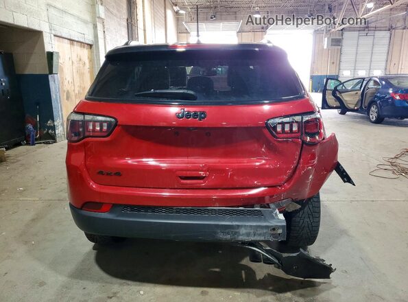 3C4NJDBB3JT394283 2018 JEEP COMPASS Красный Вид сзади