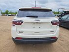 2018 Jeep Compass Latitude Белый vin: 3C4NJDBB3JT418582