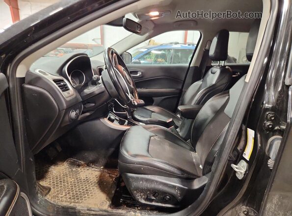 3C4NJDBB3MT530710 2021 JEEP COMPASS Черный Вид салона спереди