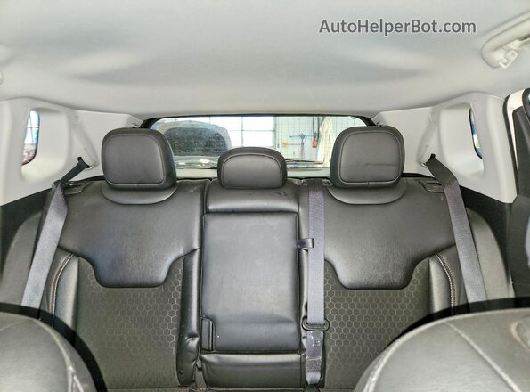 3C4NJDBB3MT555459 2021 JEEP COMPASS White უკანა სავარძლების ხედი