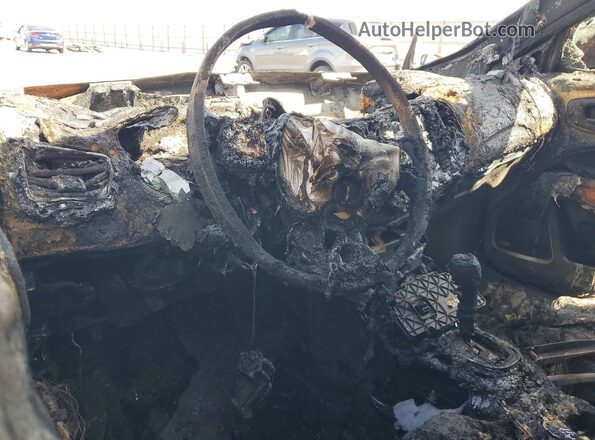 3C4NJDBB4KT657303 2019 JEEP COMPASS Красный Вид панели приборов