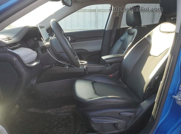 3C4NJDBB4NT152110 2022 JEEP COMPASS Синий Вид салона спереди