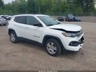 2022 Jeep Compass Latitude 4x4 White vin: 3C4NJDBB4NT233608