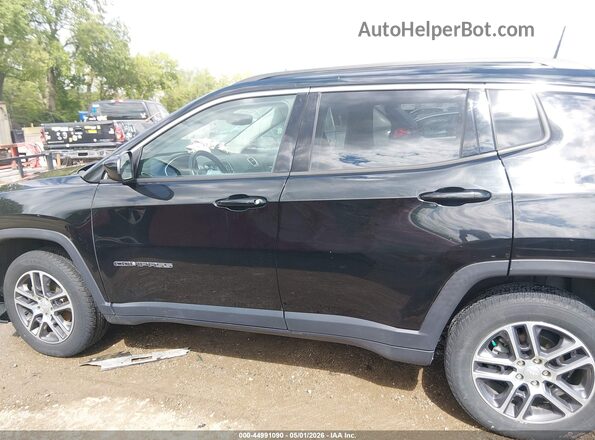 3C4NJDBB5JT145564 2018 JEEP COMPASS Black Widok wnętrza 360 stopni