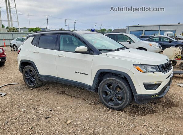 3C4NJDBB5JT299210 2018 JEEP COMPASS Белый Передняя правая четверть