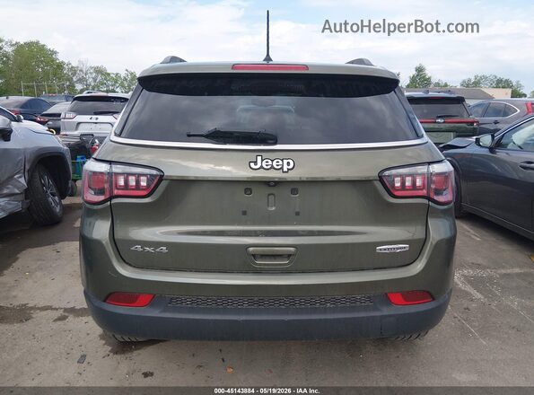 3C4NJDBB5JT366825 2018 JEEP COMPASS Green 