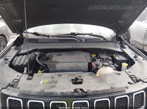 3C4NJDBB5JT366825 2018 JEEP COMPASS Green Widok z tyłu