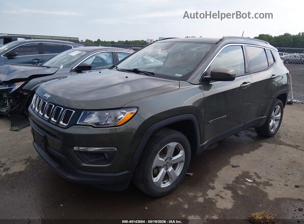 3C4NJDBB5JT366825 2018 JEEP COMPASS Green Przód lewy