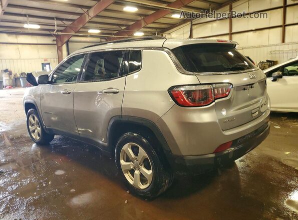 3C4NJDBB5JT454662 2018 JEEP COMPASS Серебряный Задняя левая четверть