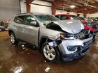 2018 Jeep Compass Latitude Серебряный vin: 3C4NJDBB5JT454662