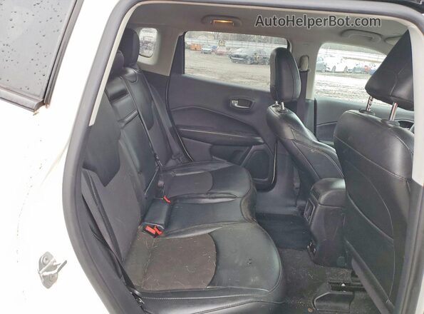 3C4NJDBB5KT734129 2019 JEEP COMPASS White Հետևի նստատեղերի տեսք