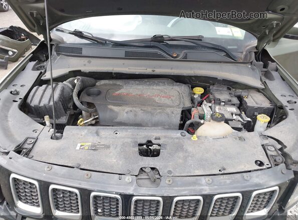 3C4NJDBB6JT108037 2018 JEEP COMPASS Зеленый Вид сзади