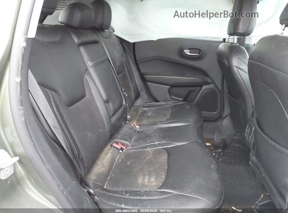 3C4NJDBB6JT108037 2018 JEEP COMPASS Зеленый Вид наклейки с VIN-кодом