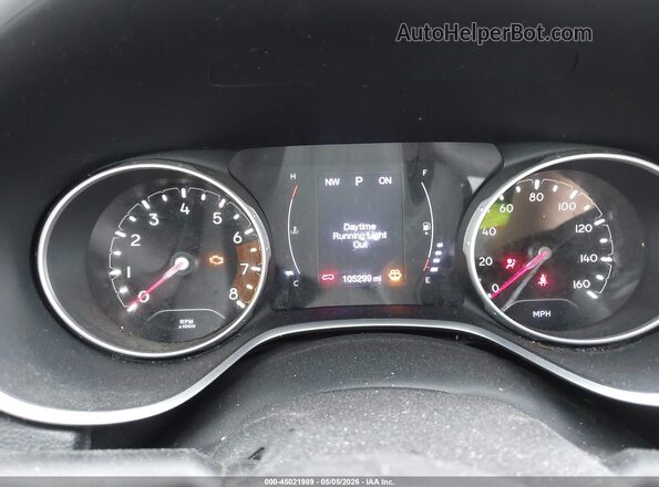 3C4NJDBB6JT108037 2018 JEEP COMPASS Зеленый Вид задних сидений