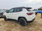 2018 Jeep Compass Latitude Белый vin: 3C4NJDBB6JT325250