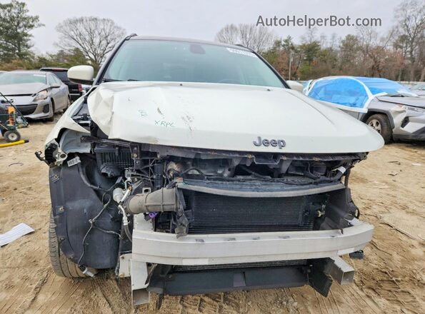 3C4NJDBB6JT325250 2018 JEEP COMPASS Белый Вид спереди