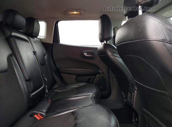 3C4NJDBB6LT165406 2020 JEEP COMPASS Серый Вид задней части салона