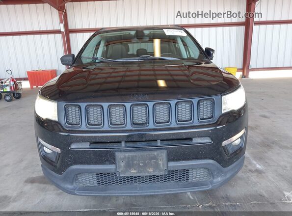 3C4NJDBB7KT600738 2019 JEEP COMPASS Черный Вид щитка приборов