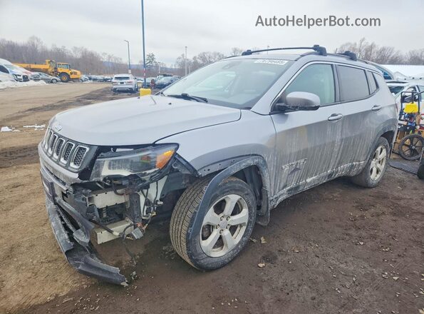 3C4NJDBB8HT660908 2017 JEEP COMPASS Silver Przód lewy