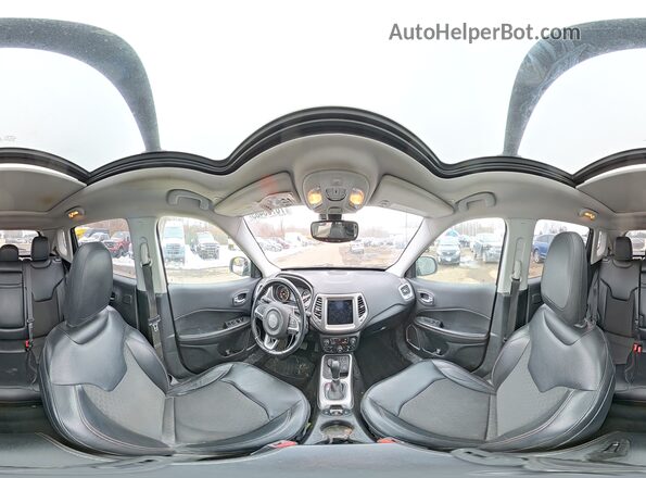 3C4NJDBB8HT660908 2017 JEEP COMPASS Silver Widok wnętrza 360 stopni