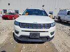 2018 Jeep Compass Latitude White vin: 3C4NJDBB8JT291070