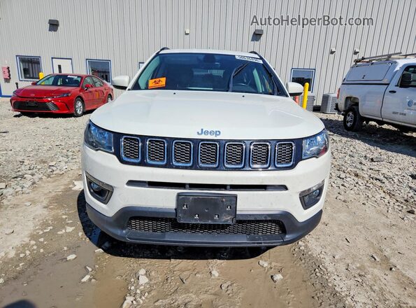 3C4NJDBB8JT291070 2018 JEEP COMPASS White Вид спереду