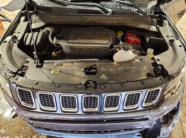 3C4NJDBB8KT703800 2019 JEEP COMPASS Gray Widok komory silnika