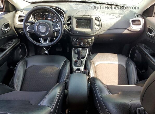 3C4NJDBB8LT155167 2020 JEEP COMPASS Серый Вид панели приборов