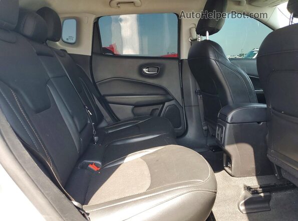 3C4NJDBB8LT155167 2020 JEEP COMPASS Серый Вид задней части салона