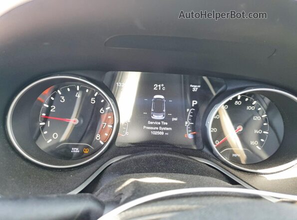 3C4NJDBB9JT142733 2018 JEEP COMPASS Green Vista del cuadro de instrumentos