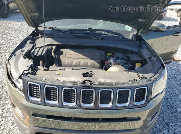 3C4NJDBB9JT142733 2018 JEEP COMPASS Green Vista del compartimento del motor