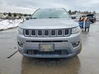2018 Jeep Compass Серебряный vin: 3C4NJDBBXJT150145