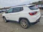 2018 Jeep Compass Latitude White vin: 3C4NJDBBXJT436111