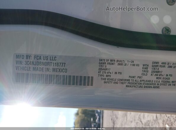 3C4NJDBN0RT118777 2024 JEEP COMPASS White Widok komory silnika