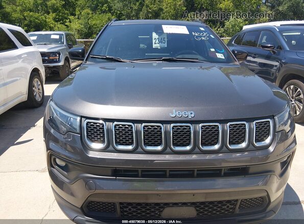 3C4NJDBN0RT598724 2024 JEEP COMPASS Gray Widok z przodu
