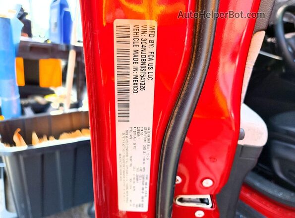 3C4NJDBN0ST547326 2025 JEEP COMPASS Red Widok wnętrza 360 stopni