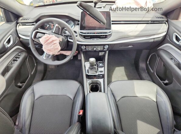 3C4NJDBN0ST592945 2025 JEEP COMPASS White Вид панелі приладів
