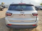 2025 Jeep Compass Latitude Серебряный vin: 3C4NJDBN0ST610182