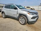 2025 Jeep Compass Latitude Серебряный vin: 3C4NJDBN0ST610182