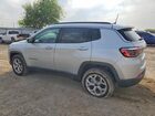 2025 Jeep Compass Latitude Серебряный vin: 3C4NJDBN0ST610182