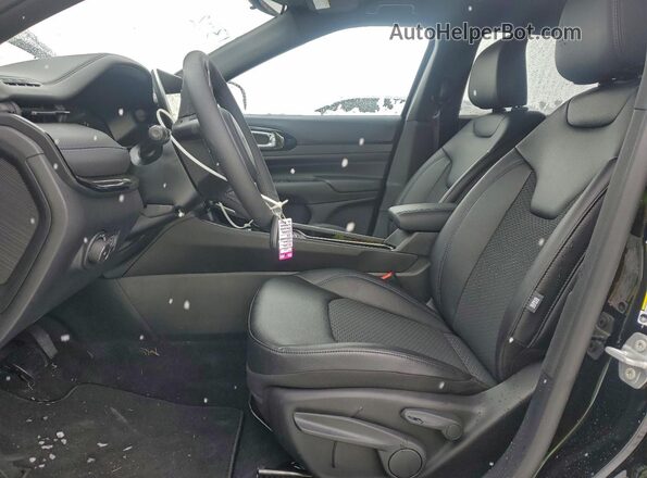 3C4NJDBN0TT158798 2026 JEEP COMPASS Black Front interior view