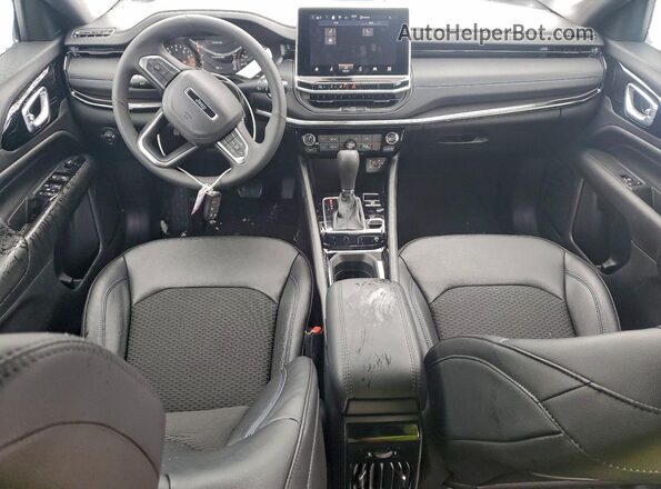 3C4NJDBN0TT158798 2026 JEEP COMPASS Black Dashboard view