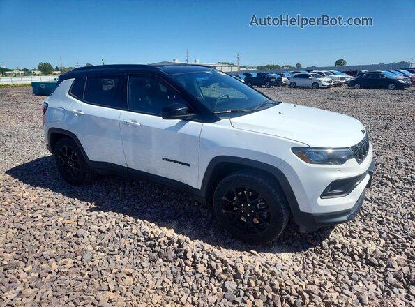 3C4NJDBN2PT504159 2023 JEEP COMPASS White Przód prawy