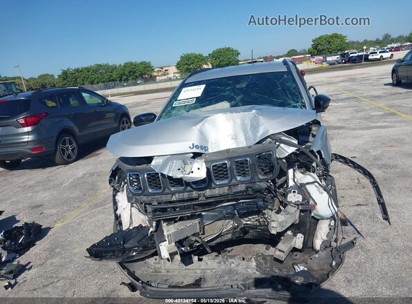 3C4NJDBN2RT110874 2024 JEEP COMPASS Белый Вид задней части салона